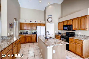 4413 E Desert Willow Rd, Phoenix, AZ 85044 photo 11