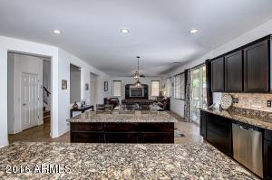2167 E Galileo Dr, Gilbert, AZ 85298 photo 12