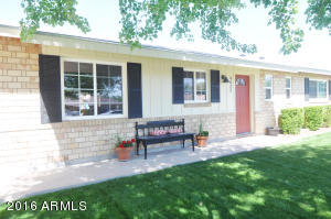 4832 E Clarendon Ave, Phoenix, AZ 85018 photo 2