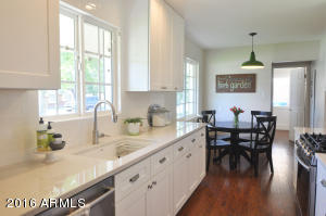 4832 E Clarendon Ave, Phoenix, AZ 85018 photo 7