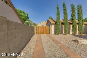 813 N Falcon Dr, Gilbert, AZ 85234 photo 41