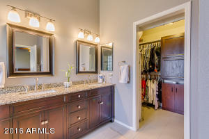 813 N Falcon Dr, Gilbert, AZ 85234 photo 30