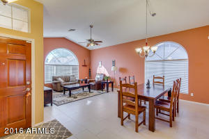 813 N Falcon Dr, Gilbert, AZ 85234 photo 5