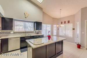 813 N Falcon Dr, Gilbert, AZ 85234 photo 15