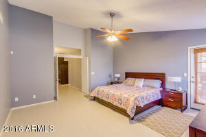 813 N Falcon Dr, Gilbert, AZ 85234 photo 28