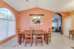 813 N Falcon Dr, Gilbert, AZ 85234 photo 9