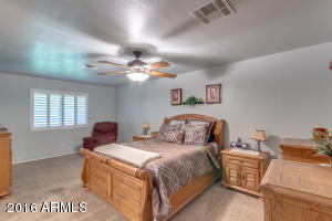 438 W Spur Ave, Gilbert, AZ 85233 photo 9