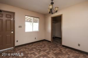 703 S Robin Ln, Mesa, AZ 85204 photo 5