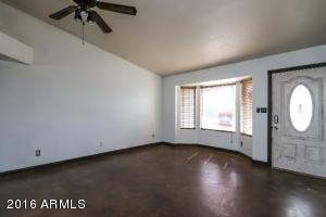 703 S Robin Ln, Mesa, AZ 85204 photo 2