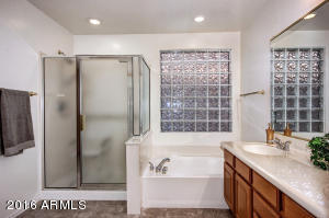 4220 E Hamblin Dr, Phoenix, AZ 85050 photo 17
