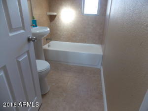 1346 E Lynne Ln, Phoenix, AZ 85042 photo 7