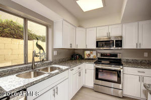 4713 E Winston Dr, Phoenix, AZ 85044 photo 4