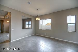 3039 E Austin Dr, Gilbert, AZ 85296 photo 4