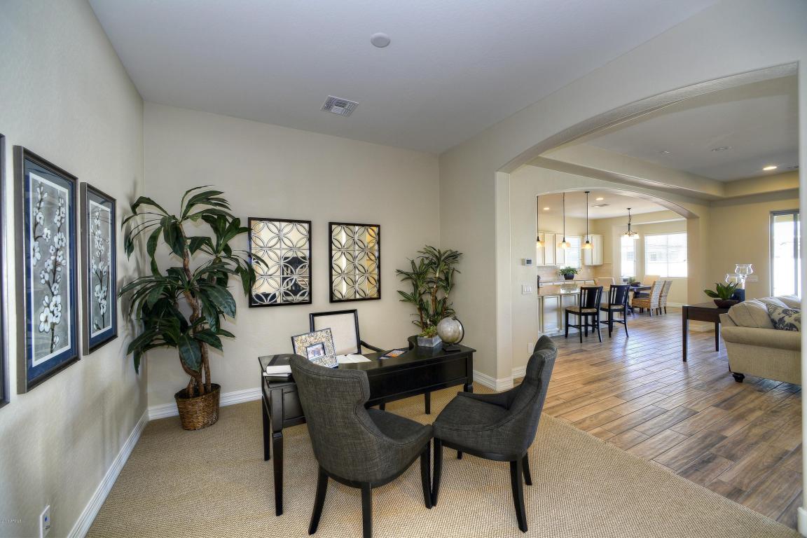 2834 E Bloomfield Pkwy, Gilbert, AZ 85296 photo 4