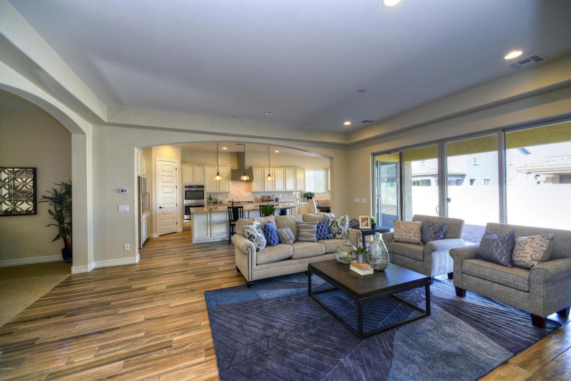 2834 E Bloomfield Pkwy, Gilbert, AZ 85296 photo 5