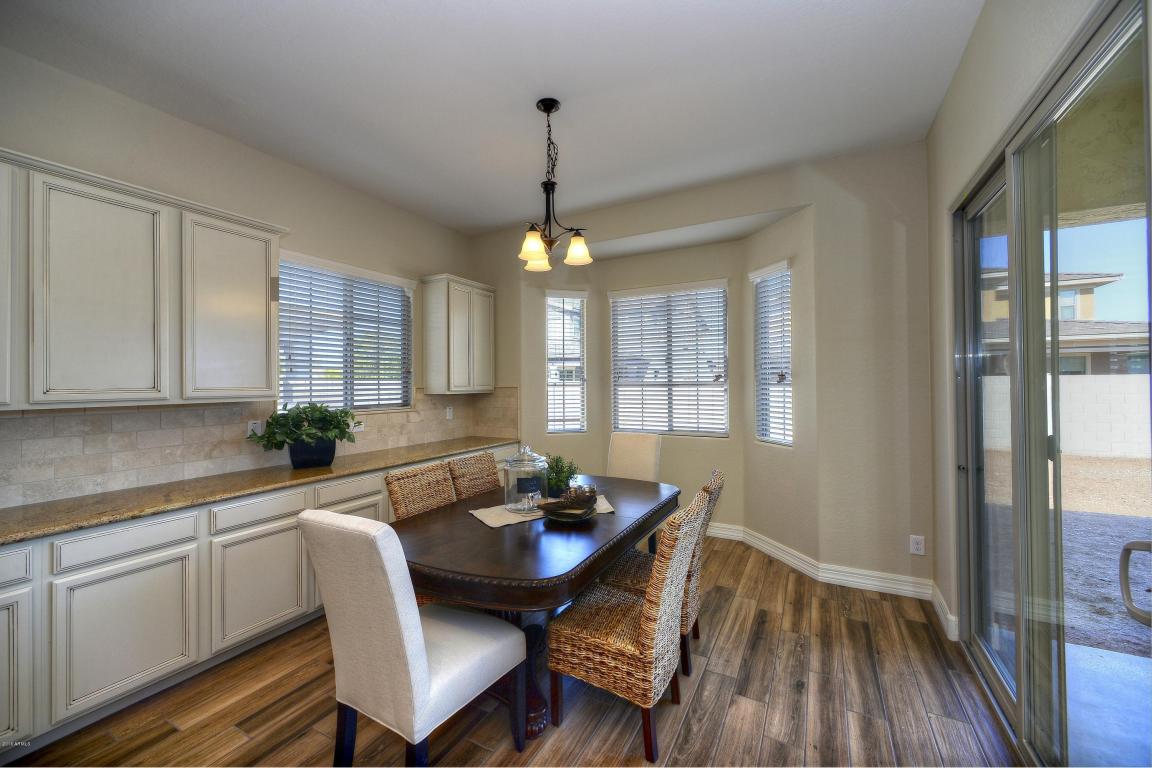 2834 E Bloomfield Pkwy, Gilbert, AZ 85296 photo 8