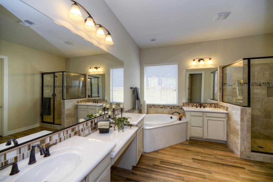 2834 E Bloomfield Pkwy, Gilbert, AZ 85296 photo 10