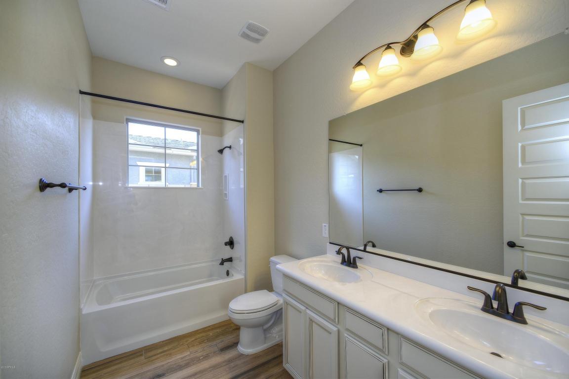 2834 E Bloomfield Pkwy, Gilbert, AZ 85296 photo 13