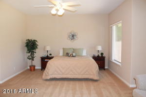 446 Elgin St, Gilbert, AZ 85295 photo 3
