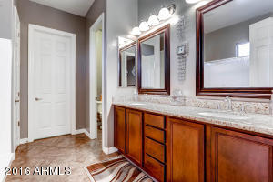 3020 E Athena Ave, Gilbert, AZ 85297 photo 17