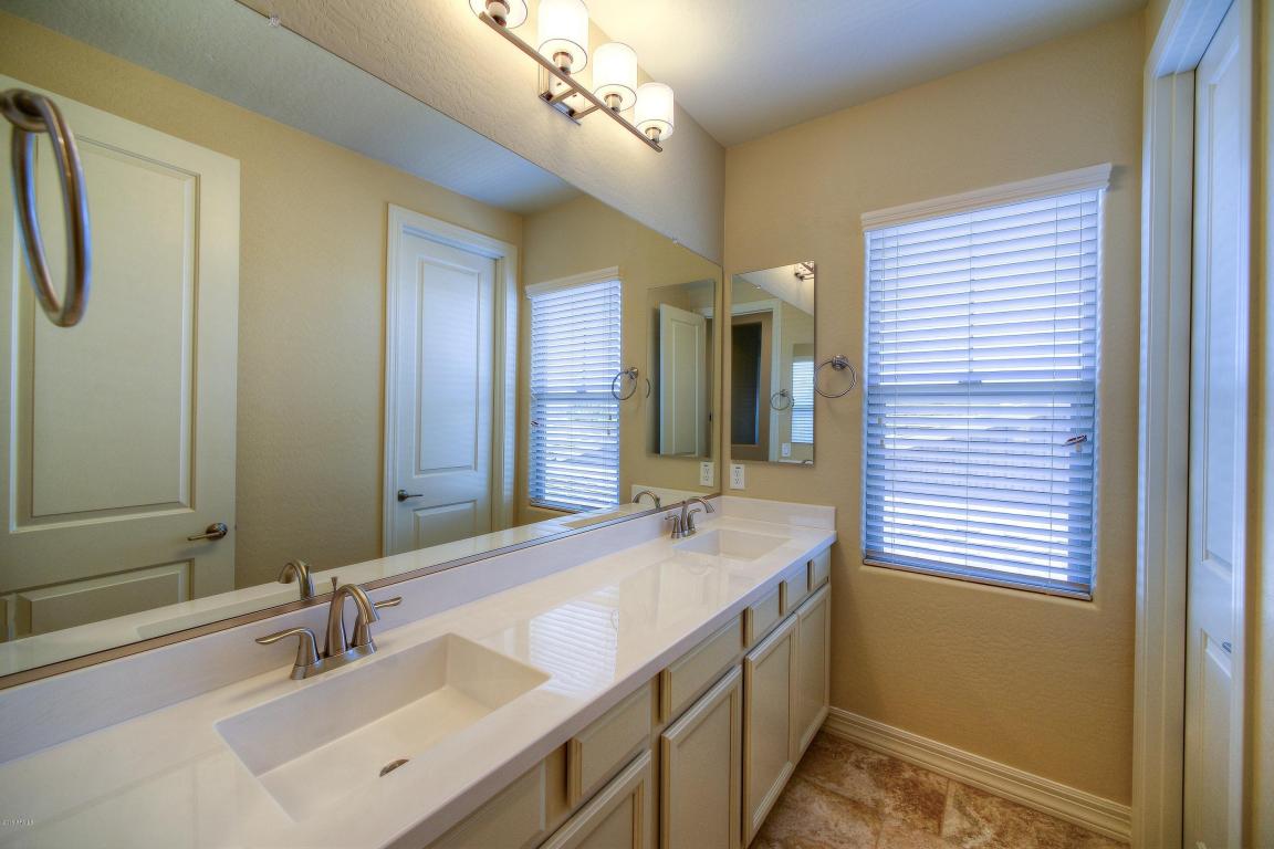 2835 E Bloomfield Pkwy, Gilbert, AZ 85296 photo 15