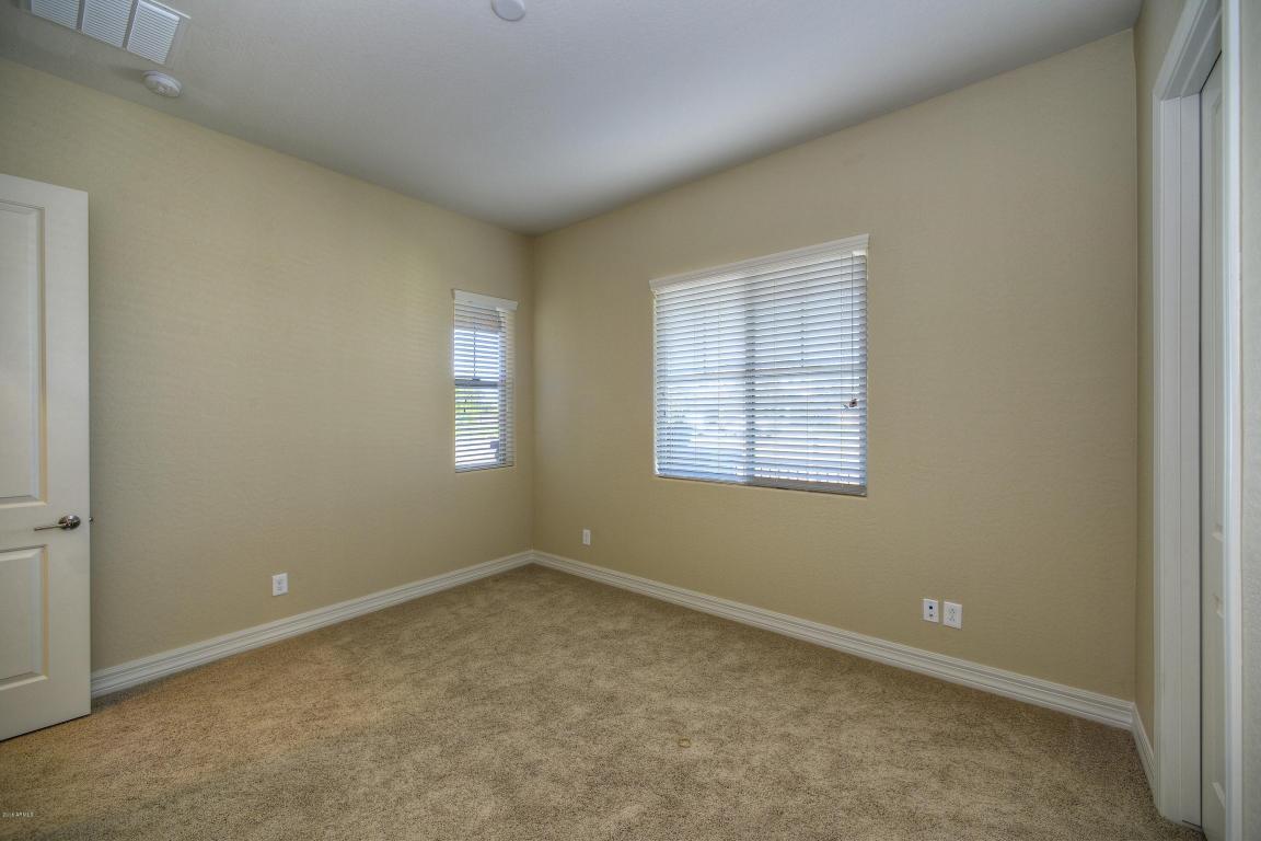 2835 E Bloomfield Pkwy, Gilbert, AZ 85296 photo 2