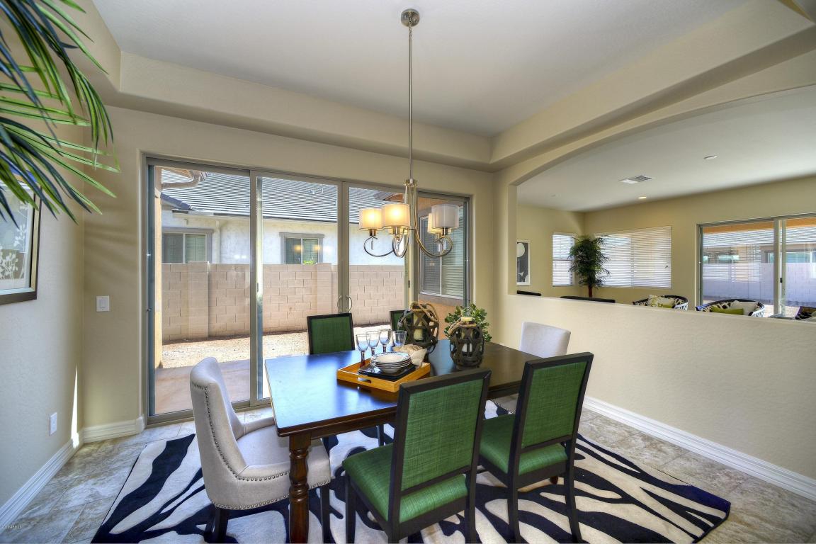 2835 E Bloomfield Pkwy, Gilbert, AZ 85296 photo 4