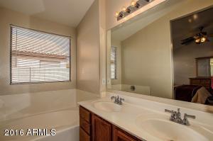 1390 W Page Ave, Gilbert, AZ 85233 photo 20