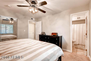 226 E Harvard Dr, Tempe, AZ 85283 photo 18
