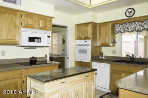 7964 E Navarro Ave, Mesa, AZ 85209 photo 8
