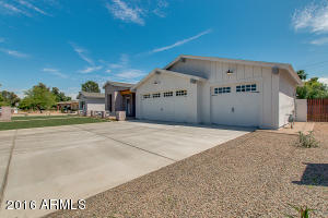 3601 E Hazelwood St, Phoenix, AZ 85018 photo 3