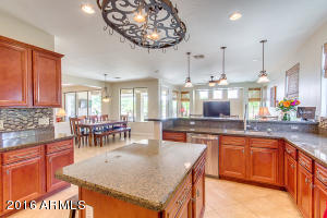 6515 S Forest Ct, Gilbert, AZ 85298 photo 6