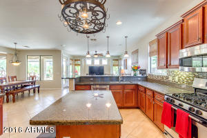 6515 S Forest Ct, Gilbert, AZ 85298 photo 7