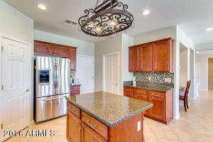 6515 S Forest Ct, Gilbert, AZ 85298 photo 9
