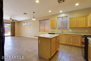 2703 E Carson Rd, Phoenix, AZ 85042 photo 12