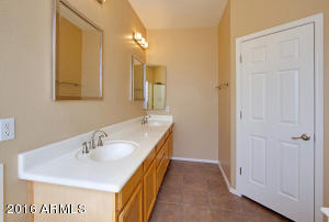 2703 E Carson Rd, Phoenix, AZ 85042 photo 26