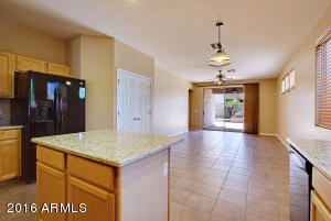 2703 E Carson Rd, Phoenix, AZ 85042 photo 11