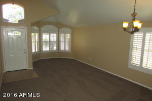 582 E Cathy Dr, Gilbert, AZ 85296 photo 4