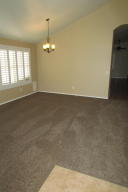 582 E Cathy Dr, Gilbert, AZ 85296 photo 3