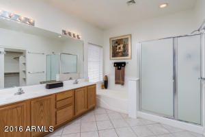 320 W Brooks St, Gilbert, AZ 85233 photo 16