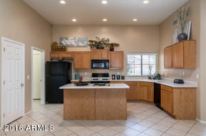 320 W Brooks St, Gilbert, AZ 85233 photo 6