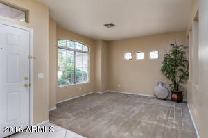 320 W Brooks St, Gilbert, AZ 85233 photo 4