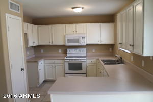 2161 E Crest Ln, Phoenix, AZ 85024 photo 2