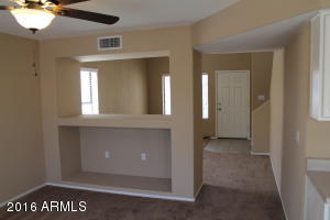 2161 E Crest Ln, Phoenix, AZ 85024 photo 4