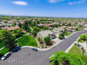 4486 S Inez Ct, Gilbert, AZ 85297 photo 2