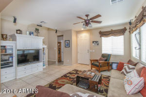 864 E Stottler Dr, Gilbert, AZ 85296 photo 2