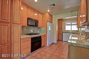 3213 E Mitchell Dr, Phoenix, AZ 85018 photo 18