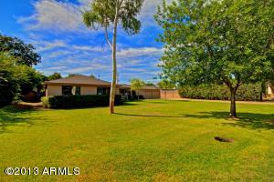 3213 E Mitchell Dr, Phoenix, AZ 85018 photo 5