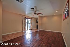 3213 E Mitchell Dr, Phoenix, AZ 85018 photo 8