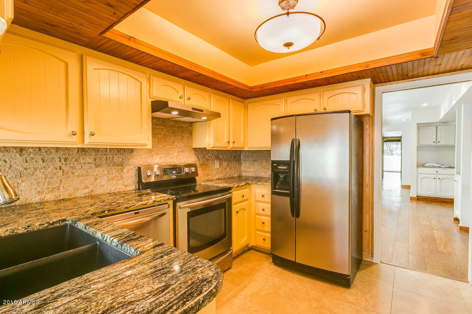 3800 E Lincoln Dr #10, Phoenix, AZ 85018 photo 8